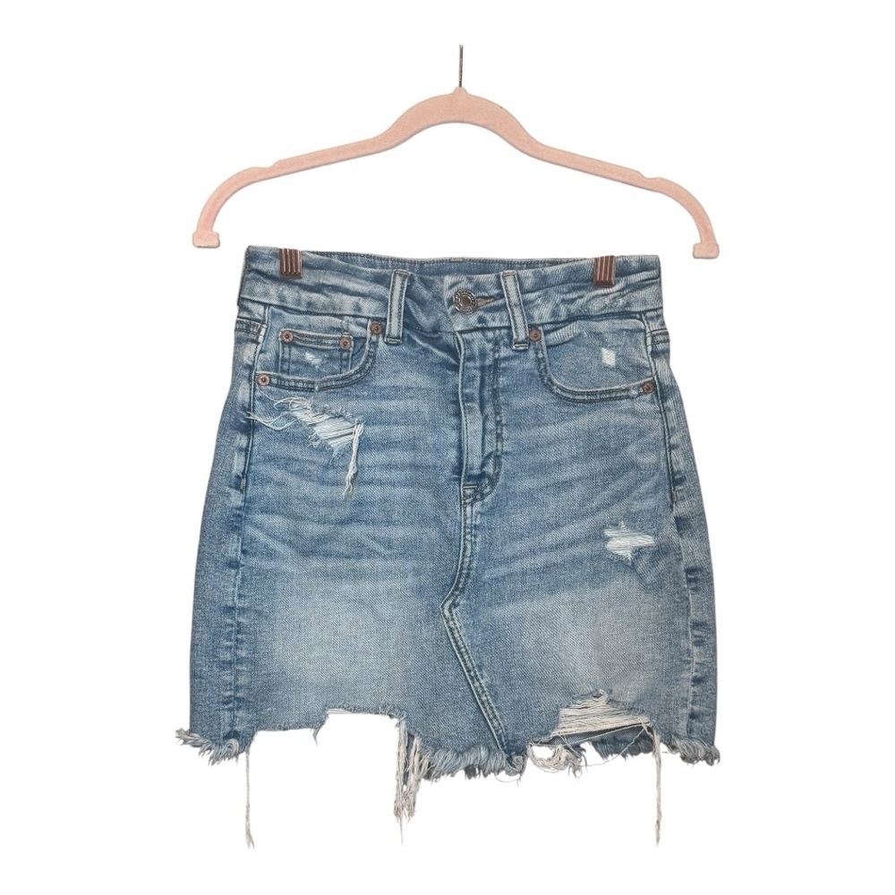 AMERICAN EAGLE Super Stretch Curvy Hi-Rise Denim Distressed Mini Skirt 2